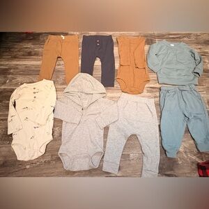 Carters Baby boy Clothing lot with Onesies and Pants